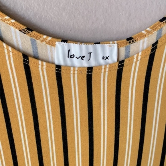 LOVE J Yellow Vertical Stripe Sleeveless Midi Dress - Picture 3 of 6